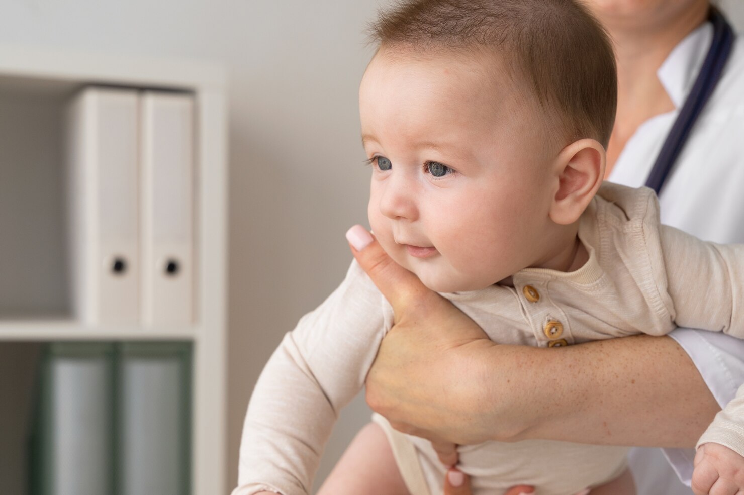 bayi serumah dengan penderita tb